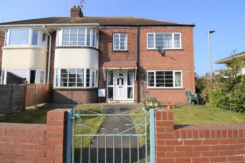 145 Queensgate, Bridlington, YO16 7JQ