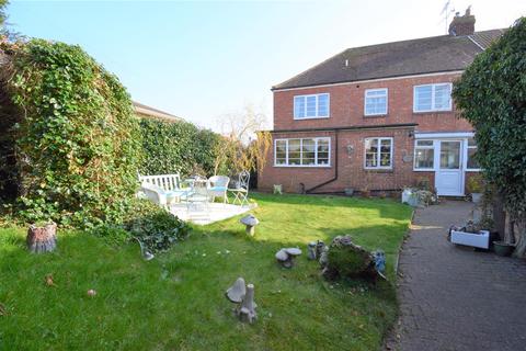 145 Queensgate, Bridlington, YO16 7JQ