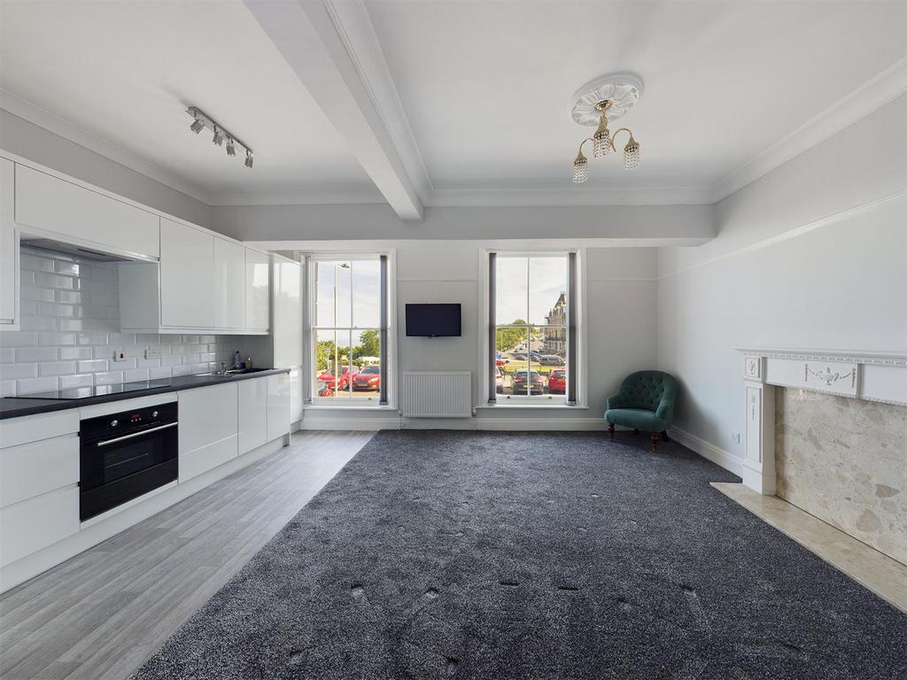 Prince of Wales Apartments, Prince of... 2 bed flat £190,000