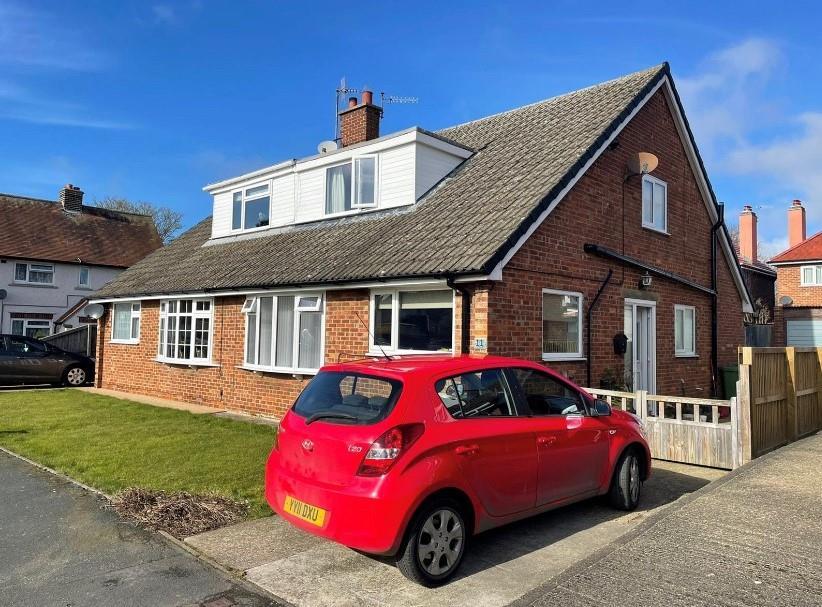 The Grove, Seamer, Scarborough, North Yorkshire 3 bed semidetached