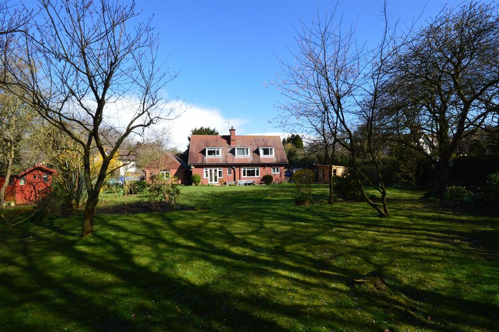 Primrose Valley Road, Primrose Valley, Filey 3 bed detached house for