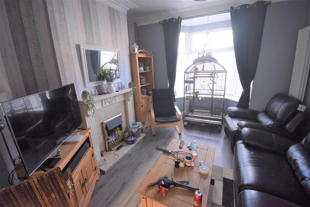 Nelson Street, Bridlington 2 bed terraced house for sale £130,000