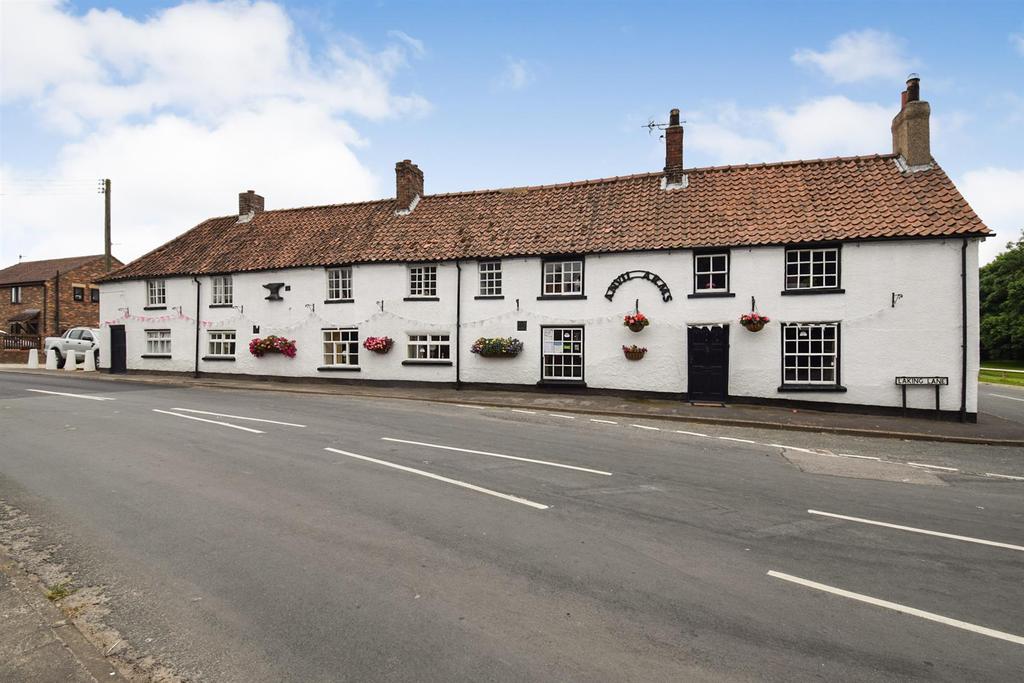 The Anvil Arms, Bridlington Road, Wold Newton, Property for sale £395,000
