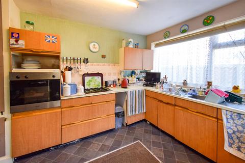192 Queensgate, Bridlington, YO16 6RW
