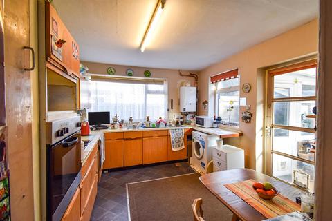 192 Queensgate, Bridlington, YO16 6RW