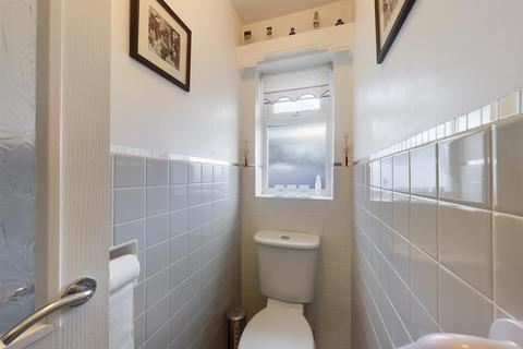 11 Hackness Drive, Scarborough, YO12 5SB