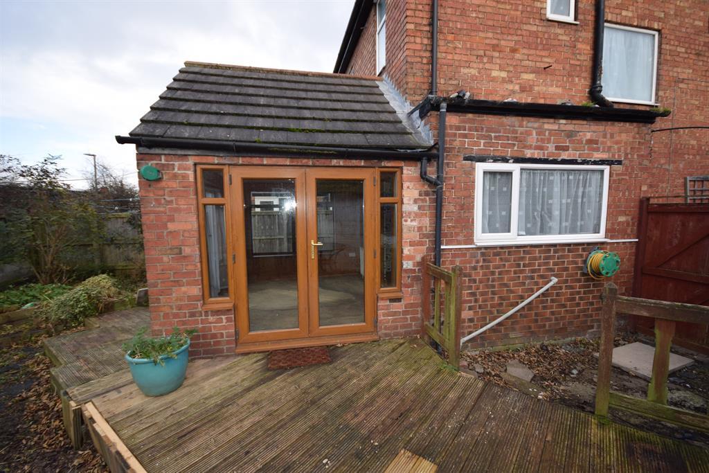 St. Stephen Road, Bridlington 3 bed semidetached house £750 pcm (£