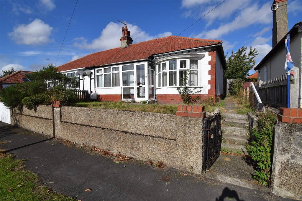 Priory Crescent, Bridlington 2 bed semidetached bungalow for sale £