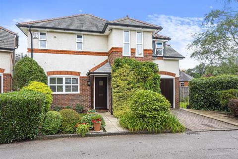 4 Cartbridge Close, Send, Woking, GU23 7EW