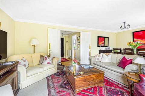 4 Cartbridge Close, Send, Woking, GU23 7EW
