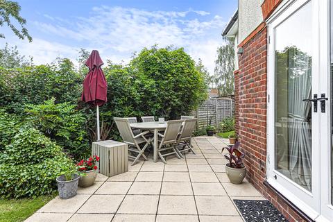 4 Cartbridge Close, Send, Woking, GU23 7EW