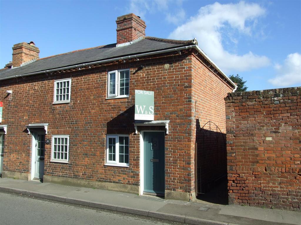 Newark Lane, Ripley 1 bed end of terrace house for sale £325,000