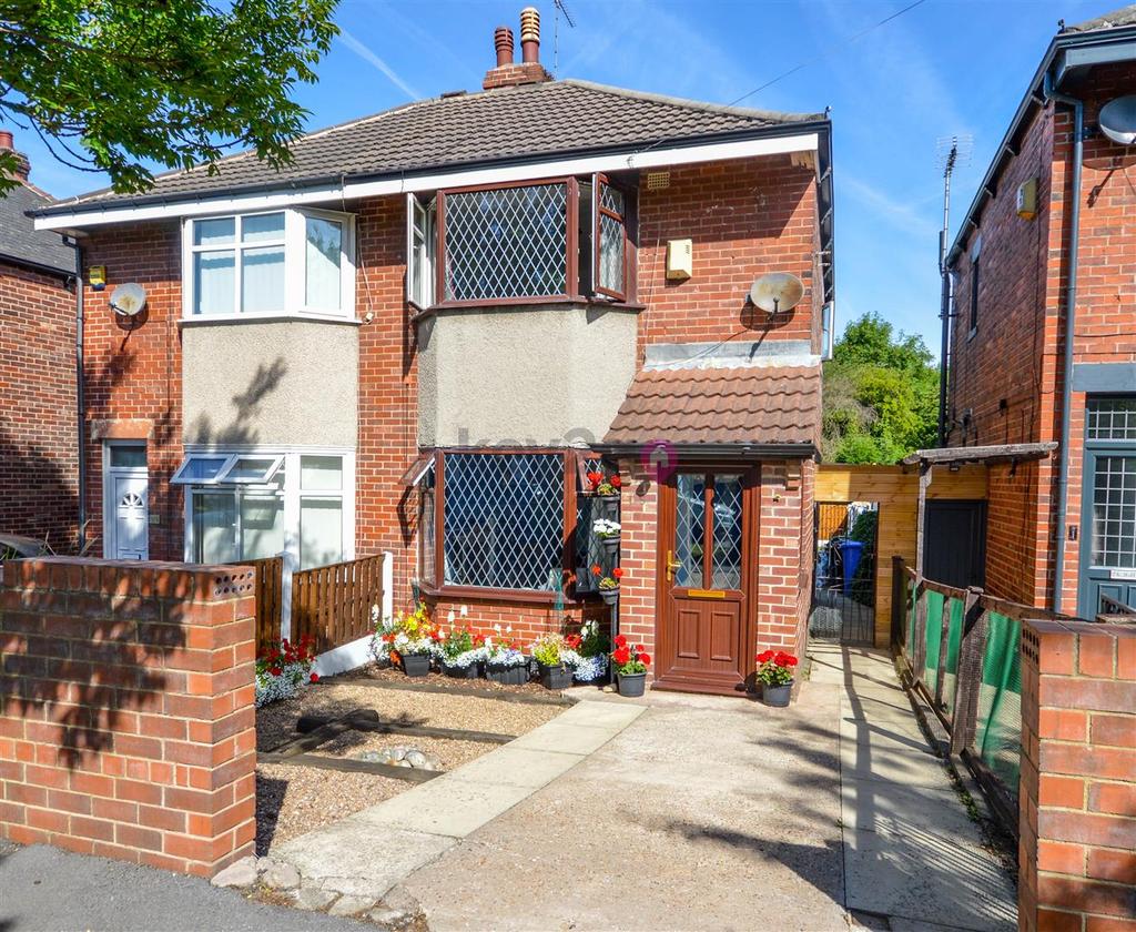 Handsworth Avenue, Sheffield, S9 2 bed semidetached house for sale £