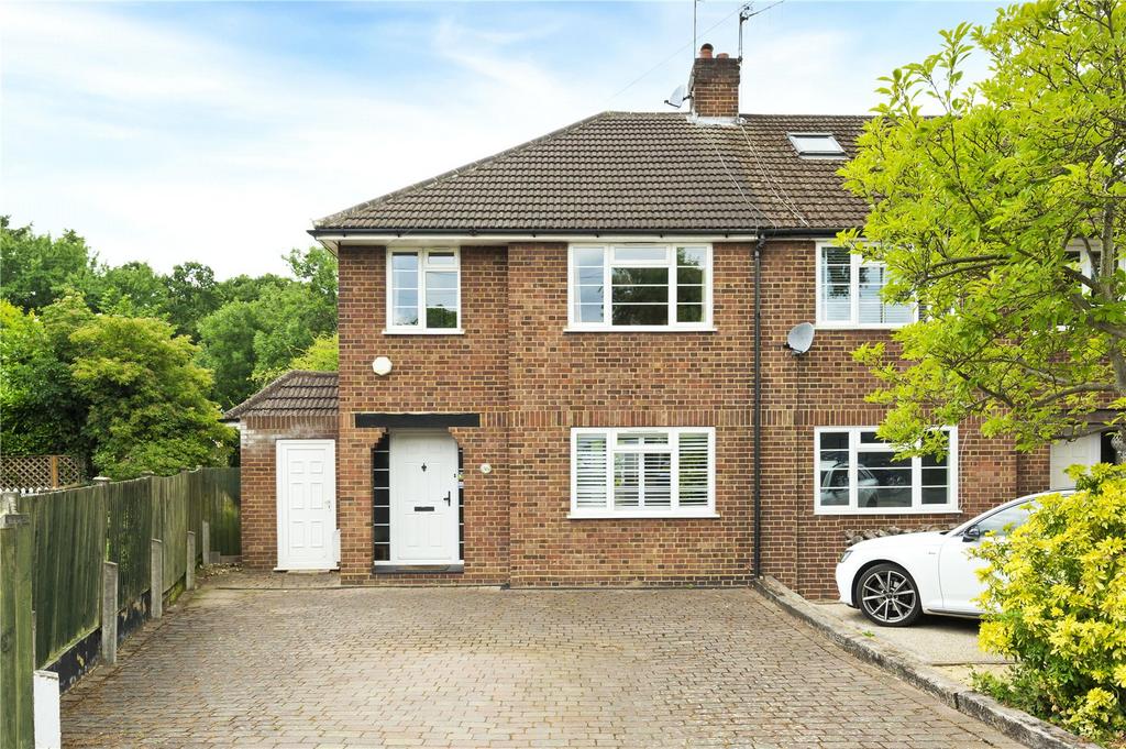 Angel Road, Thames Ditton, Surrey, KT7 3 Bed Semi-detached House - £925,000