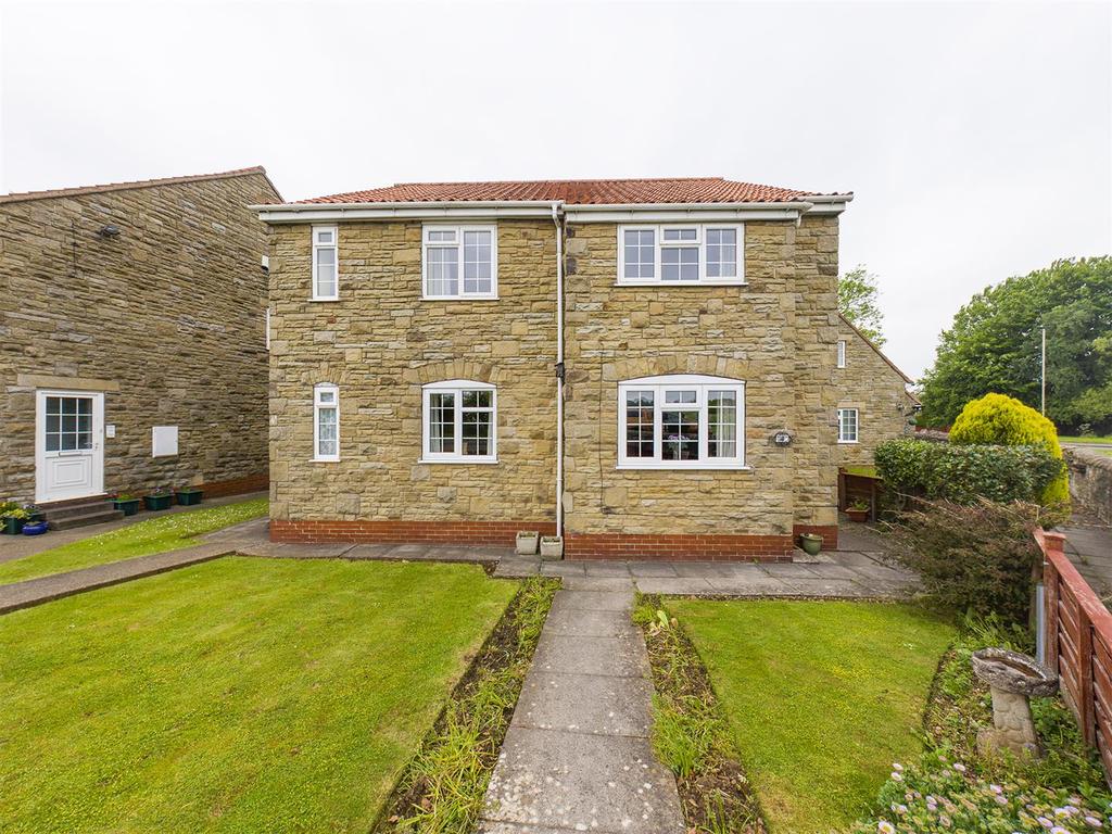 Alder House, Pasture Lane, Scarborough, North Yorkshire 2 bed apartment