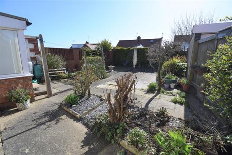 2 Bempton Close, Bridlington, YO16 7HL