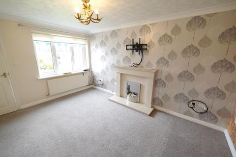 3 bedroom semi-detached house to rent, Aidan Close, Holystone, Newcastle upon Tyne