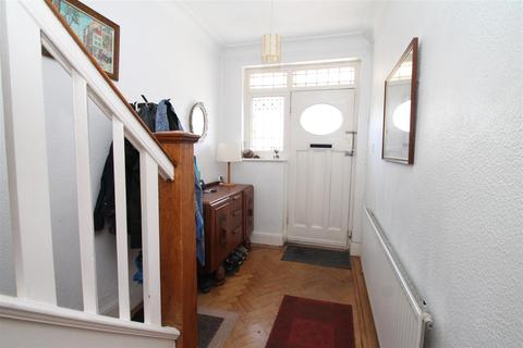 4 bedroom house for sale - Brookdale, New Southgate, London N11