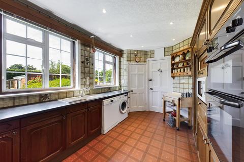 3 Stepney Drive, Scarborough, YO12 5DP
