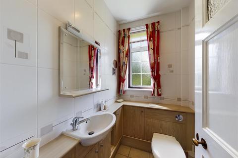 3 Stepney Drive, Scarborough, YO12 5DP