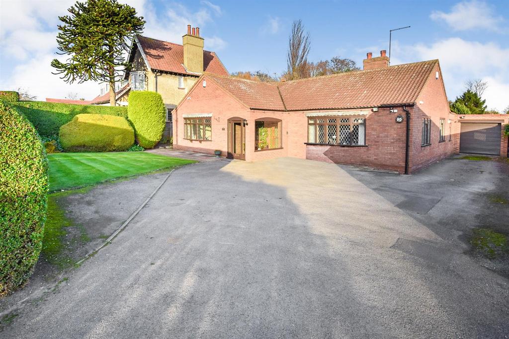 Marton Road, Bridlington 2 bed detached bungalow for sale £315,000