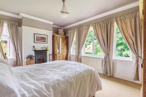 45 Hackness Road, Scarborough, YO12 5SD
