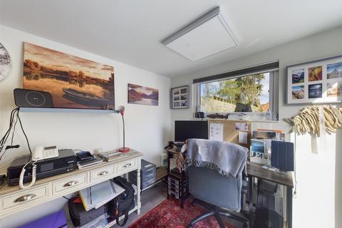 5 Paddock Close, East Ayton, Scarborough, YO13 9BN