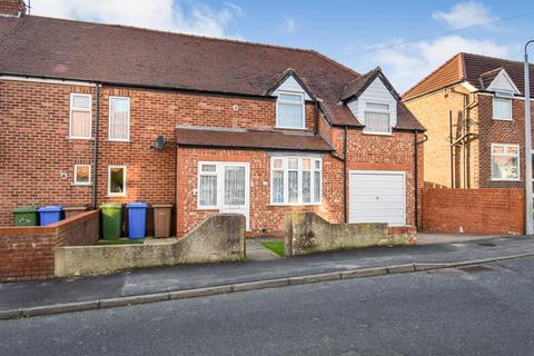 9 Bladon Road, Bridlington, YO16 7DY