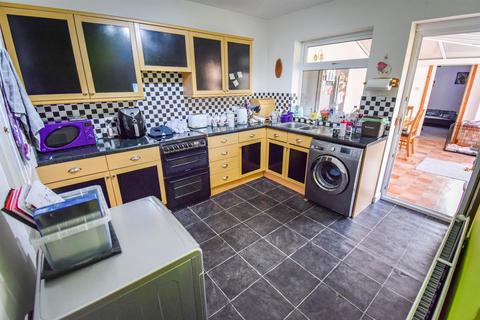 9 Bladon Road, Bridlington, YO16 7DY