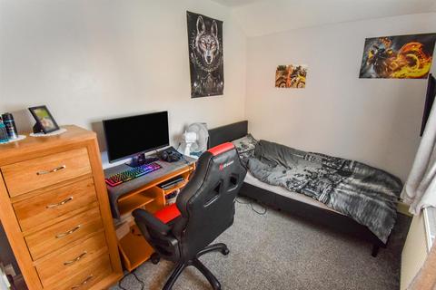 9 Bladon Road, Bridlington, YO16 7DY