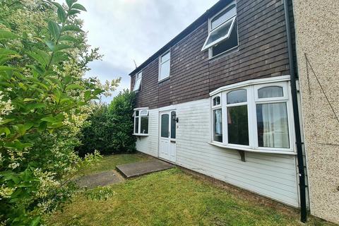 11 Thorntons Way, Nuneaton, CV10 8NR