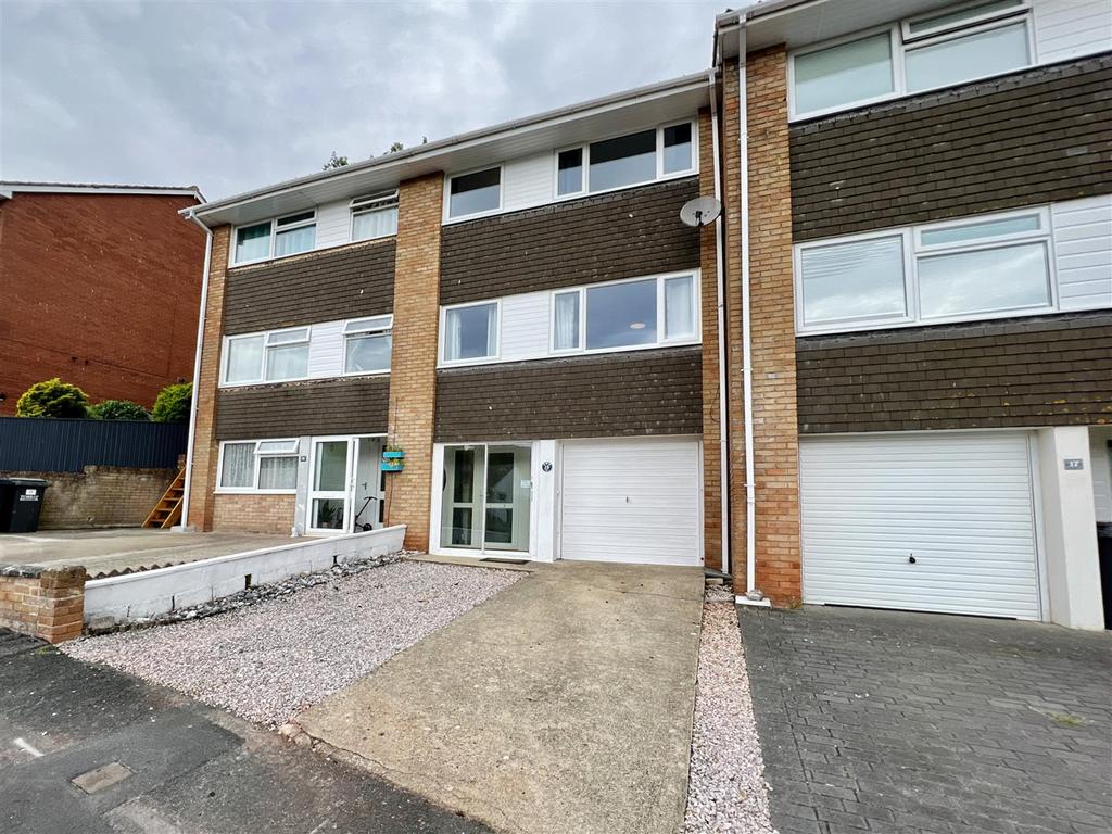 Elm Road, Higher Brixham, Brixham 3 bed terraced house for sale £280,000