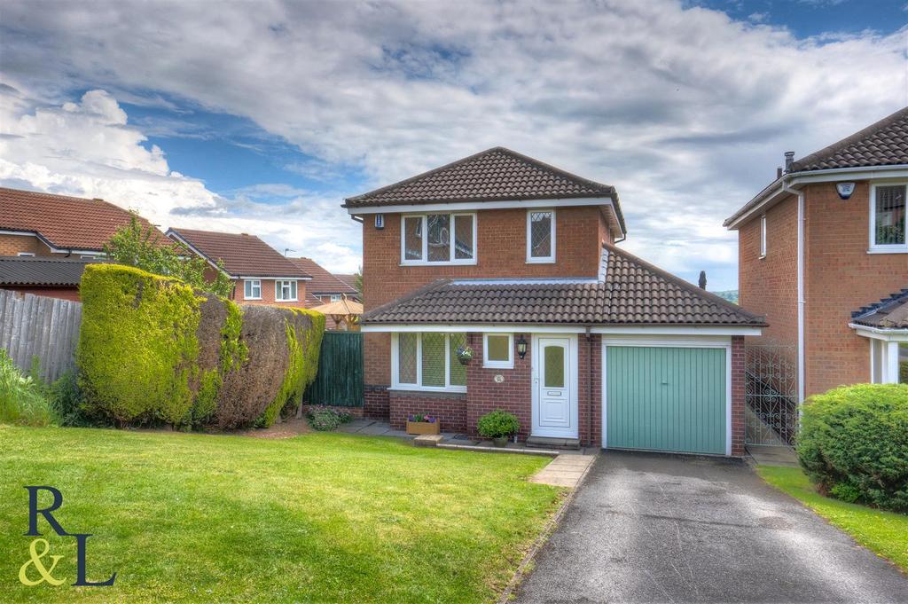Kensington Gardens, Carlton, Nottingham 3 bed detached house £300,000