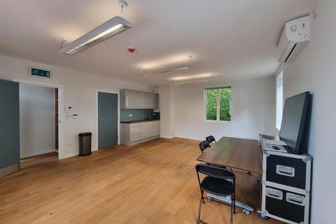 Office to rent, Millmead Estate, Millmead Road, London