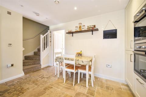 2 Bramble Walk, Andover, SP11 6NZ