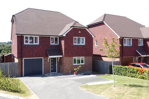 5 bedroom detached house for sale - Hazelwood View, Hastings