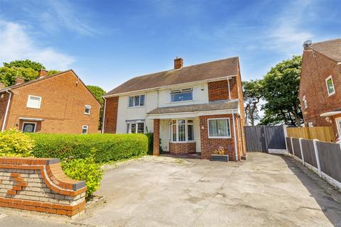 16 Treegarth Square, Nottingham, NG5 5QZ