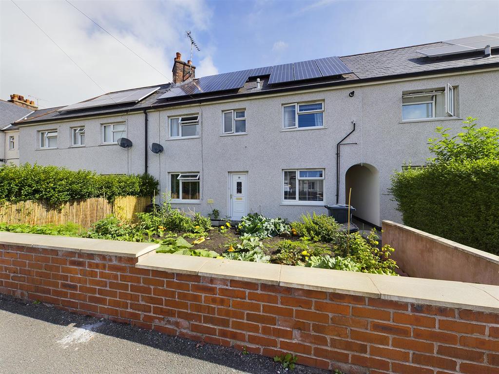 Second Avenue, Llay, Wrexham 3 bed terraced house £170,000