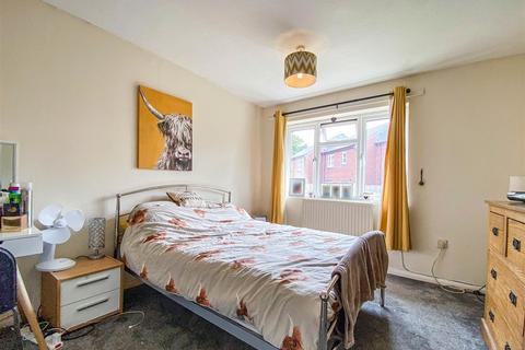 37 Laurels Meadow, Knighton, LD7 1HD
