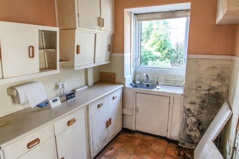 86 Avondale Road, Shipley, BD18 4QX