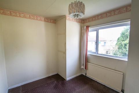 86 Avondale Road, Shipley, BD18 4QX