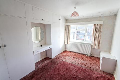 10 Spring Hill, Shipley, BD18 1ND