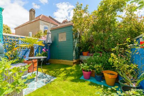 30 Fairfield Place, Bristol, BS3 1LQ