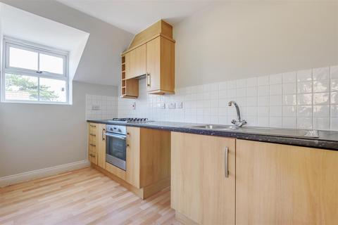 14 Appledore Road, Bedford, MK40 3UZ