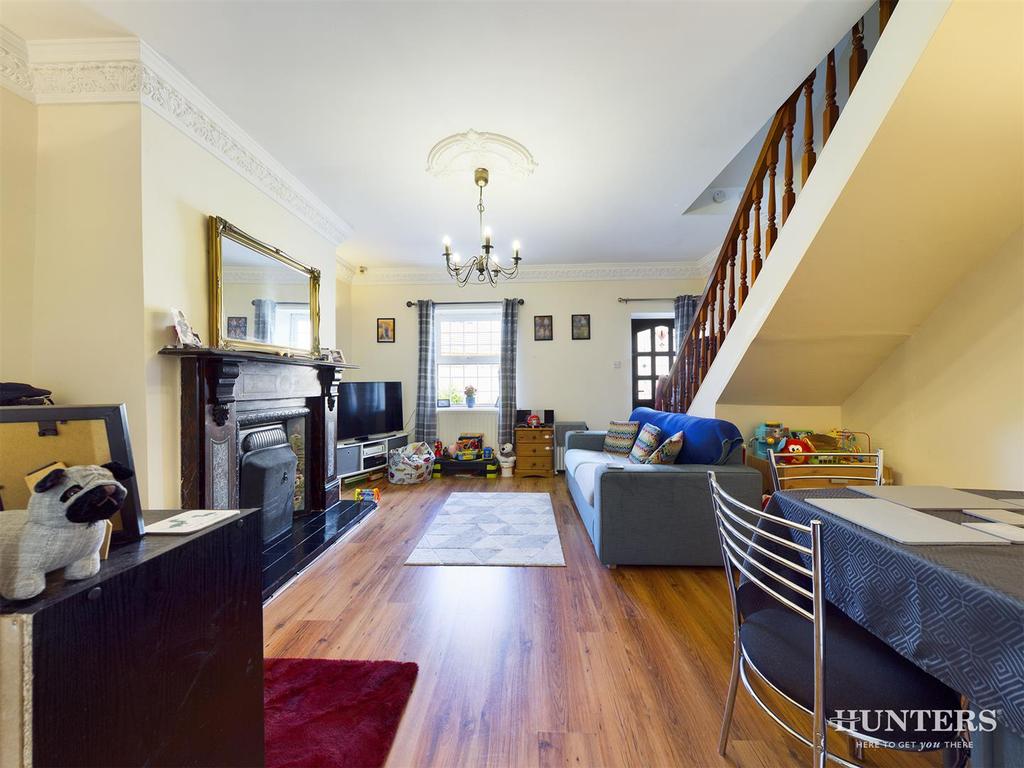 Benfieldside Road, Consett 2 bed terraced house £109,950