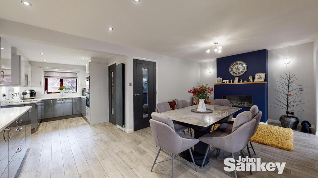 Kingsley Avenue, Mansfield Woodhouse... 3 bed detached house £265,000