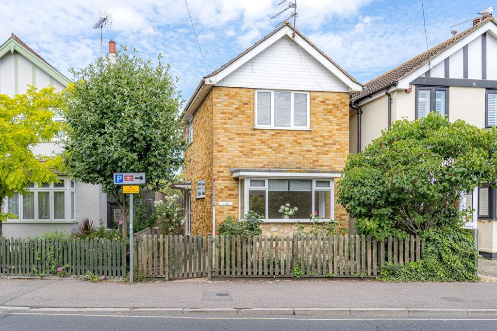 Cromwell Road, Whitstable 2 bed detached house for sale £400,000