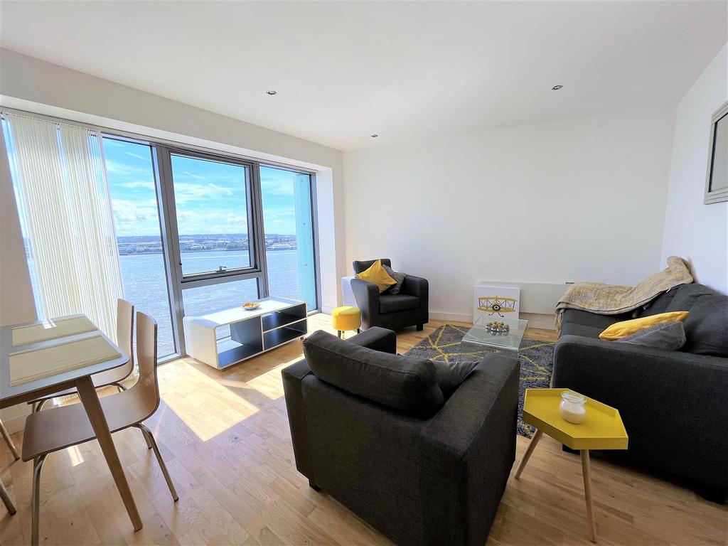 Alexandra Tower, Princes Parade, Liverpool 2 bed apartment for sale £175,000