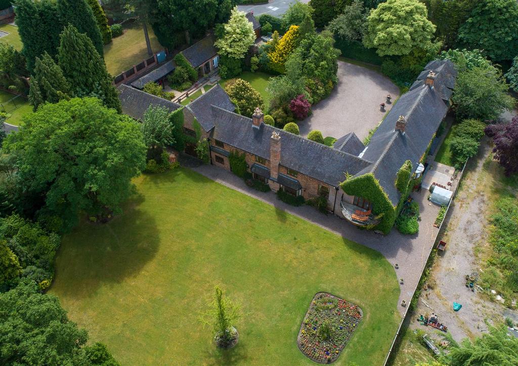 Roman Lane, Little Aston, Sutton Coldfield, Staffordshire, B74 3AF 6