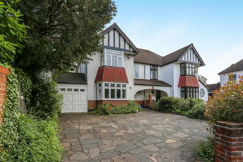 244 Foresters Drive, Wallington, SM6 9LE